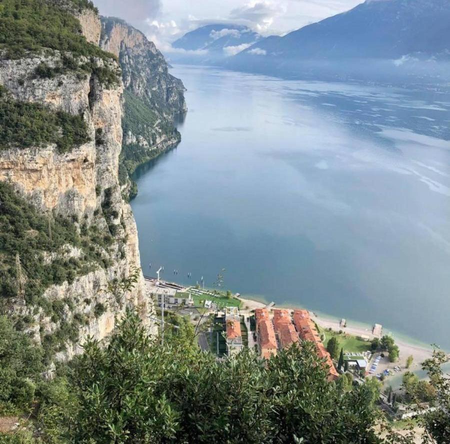 Antica Campione Rooms & Hostel Campione del Garda Exterior foto